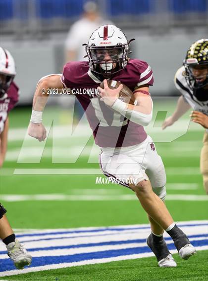 Thumbnail 1 in Calhoun vs Davenport (UIL 4A Region 4 Division 1 Quarterfinal) photogallery.