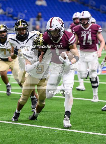 Thumbnail 1 in Calhoun vs Davenport (UIL 4A Region 4 Division 1 Quarterfinal) photogallery.