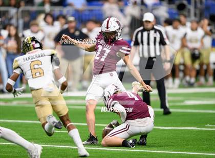 Thumbnail 3 in Calhoun vs Davenport (UIL 4A Region 4 Division 1 Quarterfinal) photogallery.