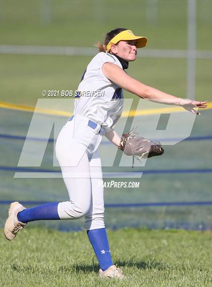 Thumbnail 3 in North Babylon @ West Islip photogallery.
