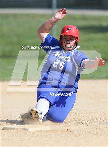 Thumbnail 2 in North Babylon @ West Islip photogallery.