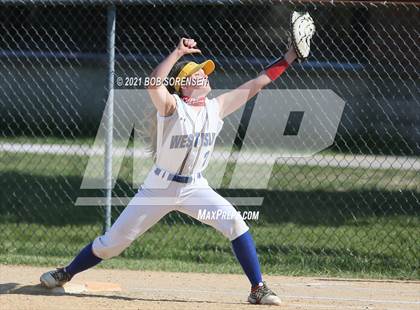 Thumbnail 3 in North Babylon @ West Islip photogallery.