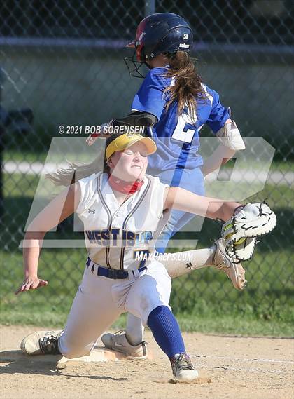 Thumbnail 3 in North Babylon @ West Islip photogallery.