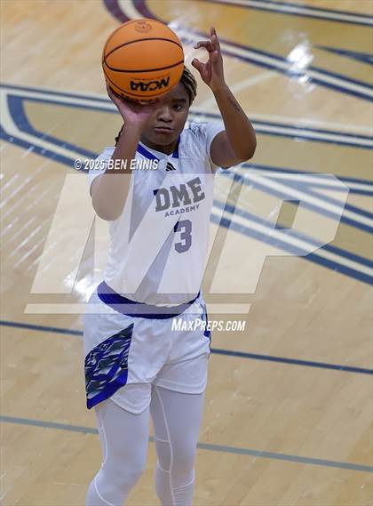 Thumbnail 1 in Oak Cliff Faith Family Academy vs. DME Academy (4 Tha Culture - MLK Edition) photogallery.