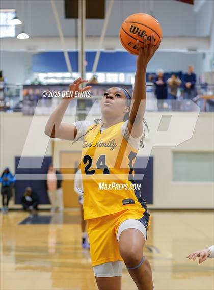 Thumbnail 2 in Oak Cliff Faith Family Academy vs. DME Academy (4 Tha Culture - MLK Edition) photogallery.