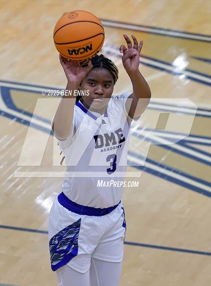 Thumbnail 3 in Oak Cliff Faith Family Academy vs. DME Academy (4 Tha Culture - MLK Edition) photogallery.