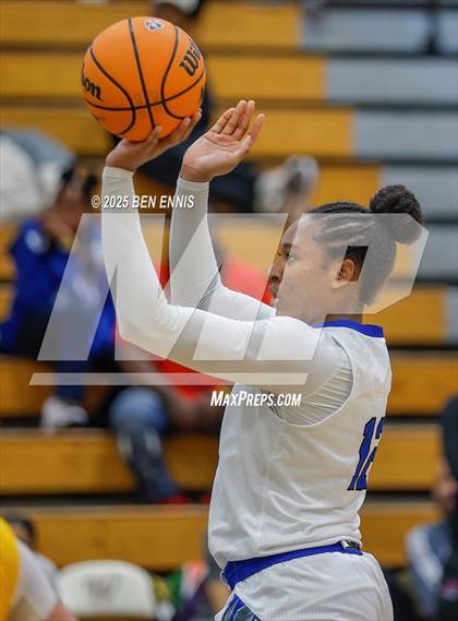 Thumbnail 1 in Oak Cliff Faith Family Academy vs. DME Academy (4 Tha Culture - MLK Edition) photogallery.