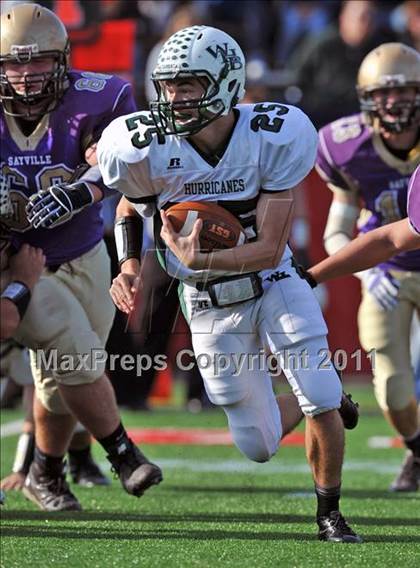 Thumbnail 3 in Westhampton Beach vs. Sayville (Section XI Division III Final) photogallery.