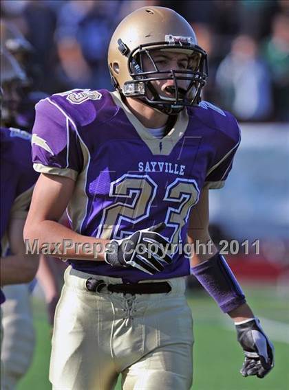 Thumbnail 2 in Westhampton Beach vs. Sayville (Section XI Division III Final) photogallery.