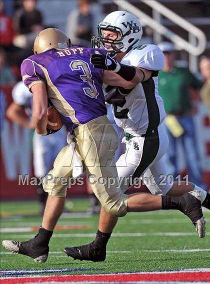Thumbnail 2 in Westhampton Beach vs. Sayville (Section XI Division III Final) photogallery.