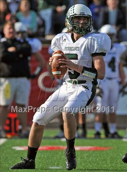 Thumbnail 2 in Westhampton Beach vs. Sayville (Section XI Division III Final) photogallery.