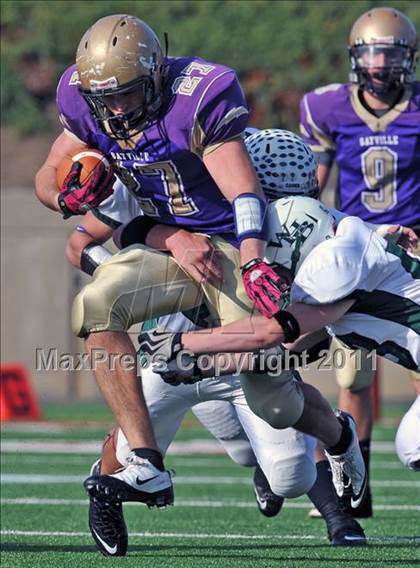 Thumbnail 1 in Westhampton Beach vs. Sayville (Section XI Division III Final) photogallery.