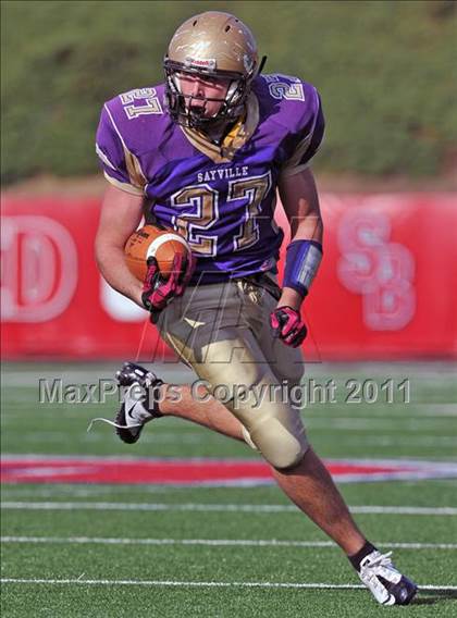Thumbnail 1 in Westhampton Beach vs. Sayville (Section XI Division III Final) photogallery.