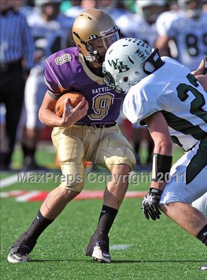 Thumbnail 3 in Westhampton Beach vs. Sayville (Section XI Division III Final) photogallery.