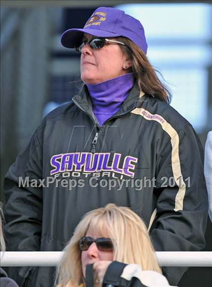 Thumbnail 2 in Westhampton Beach vs. Sayville (Section XI Division III Final) photogallery.