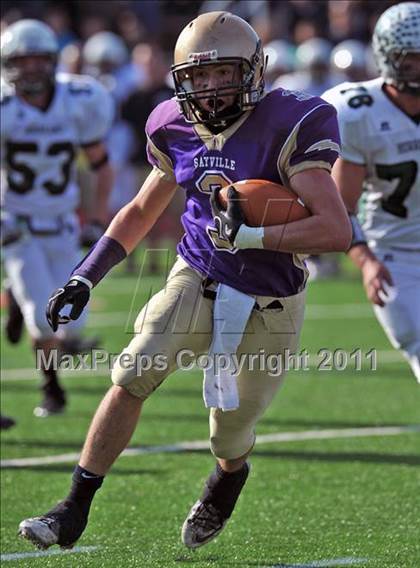 Thumbnail 2 in Westhampton Beach vs. Sayville (Section XI Division III Final) photogallery.