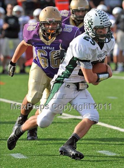 Thumbnail 3 in Westhampton Beach vs. Sayville (Section XI Division III Final) photogallery.