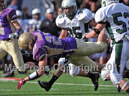 Thumbnail 2 in Westhampton Beach vs. Sayville (Section XI Division III Final) photogallery.
