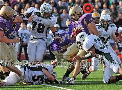 Thumbnail 3 in Westhampton Beach vs. Sayville (Section XI Division III Final) photogallery.