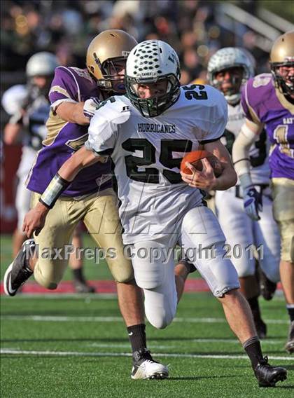 Thumbnail 3 in Westhampton Beach vs. Sayville (Section XI Division III Final) photogallery.