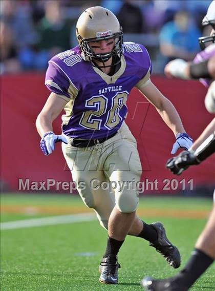 Thumbnail 2 in Westhampton Beach vs. Sayville (Section XI Division III Final) photogallery.