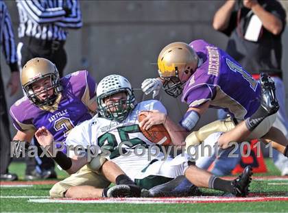 Thumbnail 2 in Westhampton Beach vs. Sayville (Section XI Division III Final) photogallery.