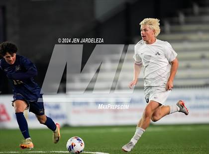 Thumbnail 2 in Mullen vs. Air Academy (CHSAA 4A Final) photogallery.