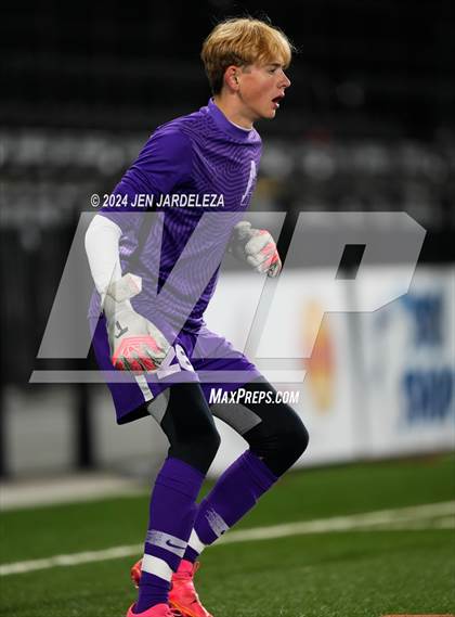 Thumbnail 2 in Mullen vs. Air Academy (CHSAA 4A Final) photogallery.