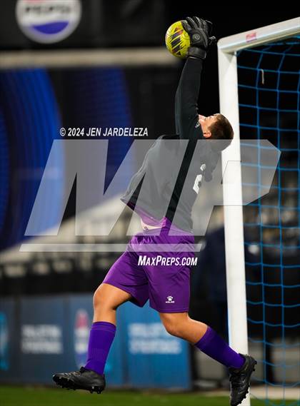Thumbnail 3 in Mullen vs. Air Academy (CHSAA 4A Final) photogallery.