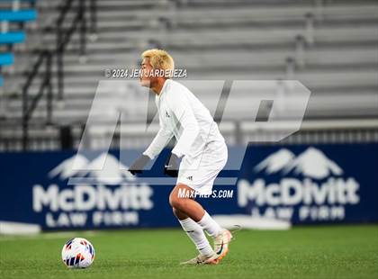 Thumbnail 1 in Mullen vs. Air Academy (CHSAA 4A Final) photogallery.