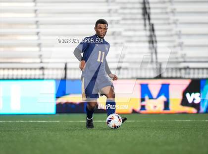 Thumbnail 3 in Mullen vs. Air Academy (CHSAA 4A Final) photogallery.