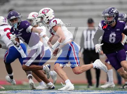 Thumbnail 1 in Boerne vs. Gregory-Portland (UIL 5A D2 Football Regional) photogallery.