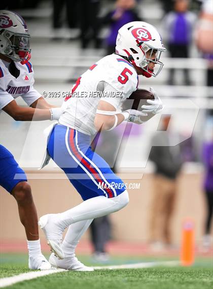Thumbnail 3 in Boerne vs. Gregory-Portland (UIL 5A D2 Football Regional) photogallery.
