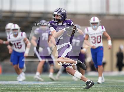 Thumbnail 1 in Boerne vs. Gregory-Portland (UIL 5A D2 Football Regional) photogallery.