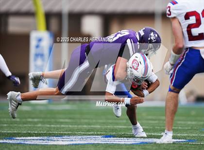Thumbnail 1 in Boerne vs. Gregory-Portland (UIL 5A D2 Football Regional) photogallery.