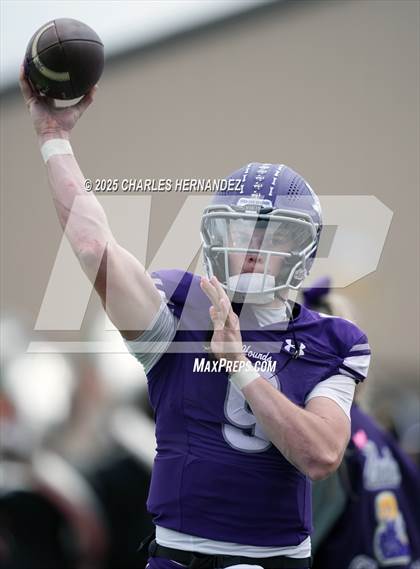Thumbnail 3 in Boerne vs. Gregory-Portland (UIL 5A D2 Football Regional) photogallery.