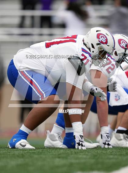 Thumbnail 1 in Boerne vs. Gregory-Portland (UIL 5A D2 Football Regional) photogallery.