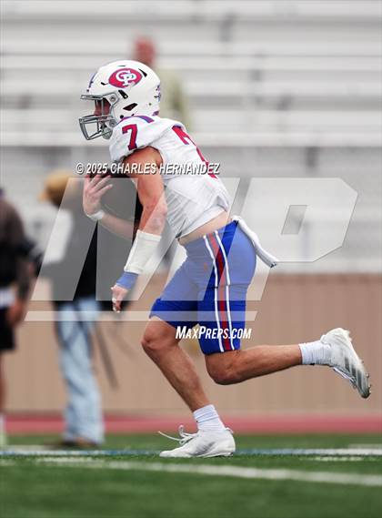 Thumbnail 3 in Boerne vs. Gregory-Portland (UIL 5A D2 Football Regional) photogallery.