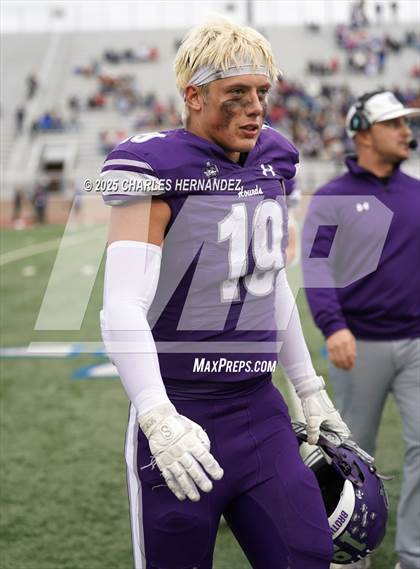 Thumbnail 2 in Boerne vs. Gregory-Portland (UIL 5A D2 Football Regional) photogallery.
