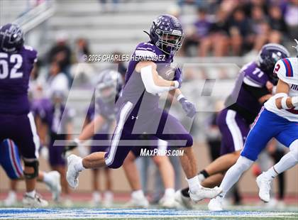 Thumbnail 2 in Boerne vs. Gregory-Portland (UIL 5A D2 Football Regional) photogallery.