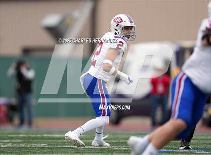 Thumbnail 2 in Boerne vs. Gregory-Portland (UIL 5A D2 Football Regional) photogallery.
