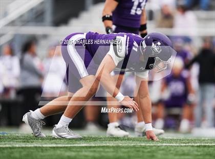 Thumbnail 1 in Boerne vs. Gregory-Portland (UIL 5A D2 Football Regional) photogallery.