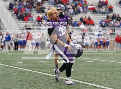 Thumbnail 2 in Boerne vs. Gregory-Portland (UIL 5A D2 Football Regional) photogallery.