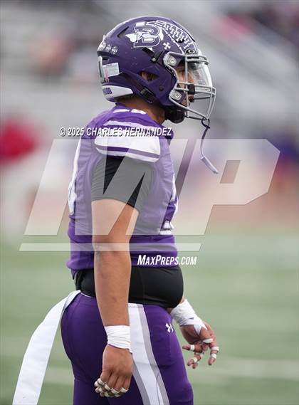 Thumbnail 1 in Boerne vs. Gregory-Portland (UIL 5A D2 Football Regional) photogallery.