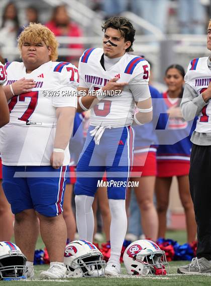 Thumbnail 2 in Boerne vs. Gregory-Portland (UIL 5A D2 Football Regional) photogallery.