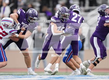 Thumbnail 1 in Boerne vs. Gregory-Portland (UIL 5A D2 Football Regional) photogallery.