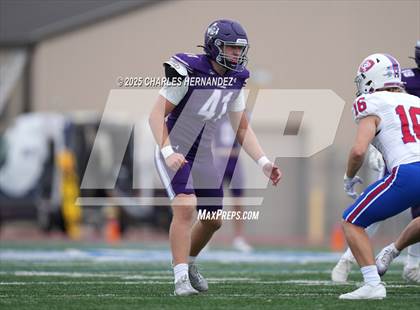 Thumbnail 3 in Boerne vs. Gregory-Portland (UIL 5A D2 Football Regional) photogallery.