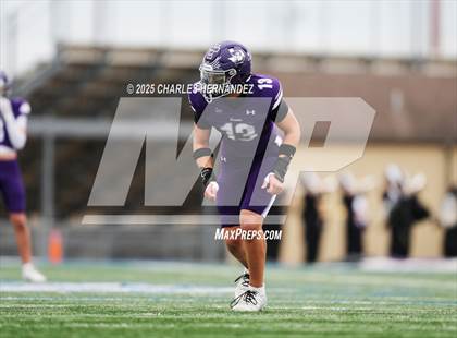 Thumbnail 1 in Boerne vs. Gregory-Portland (UIL 5A D2 Football Regional) photogallery.