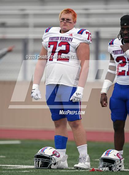 Thumbnail 2 in Boerne vs. Gregory-Portland (UIL 5A D2 Football Regional) photogallery.