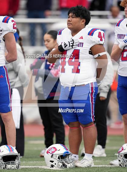 Thumbnail 1 in Boerne vs. Gregory-Portland (UIL 5A D2 Football Regional) photogallery.